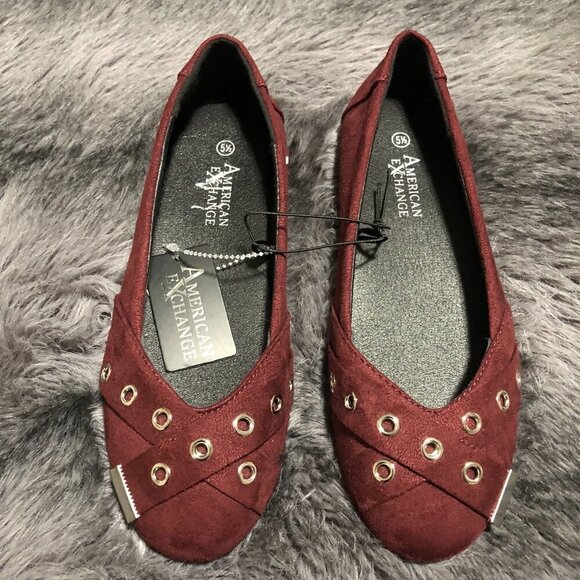 American Exchange Shoes - American Exchange Women's Burgundy Faux Suede Flats Eyelet Accents Size 5.5 NWT